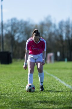 Bild 45 - Frauen SG Nie-Bar - PTSV Kiel : Ergebnis: 3:3